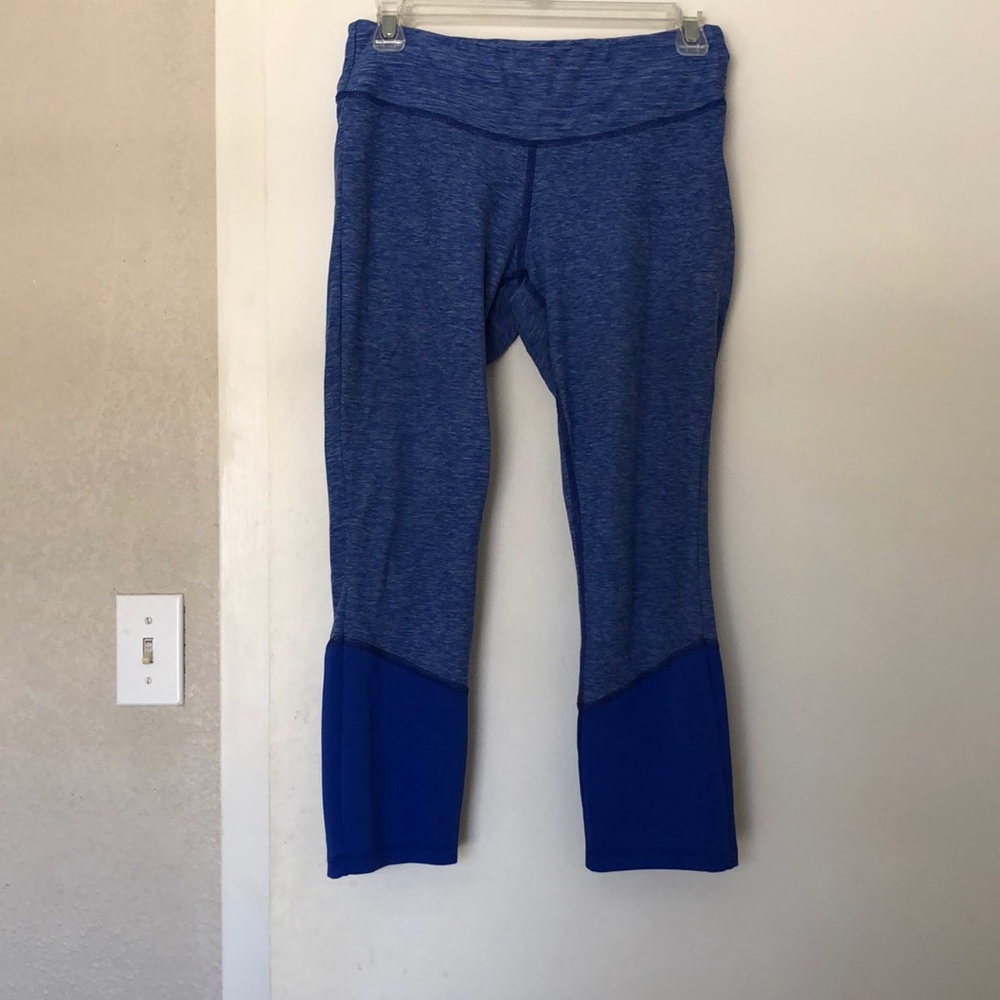 Blue New Balance capri leggings